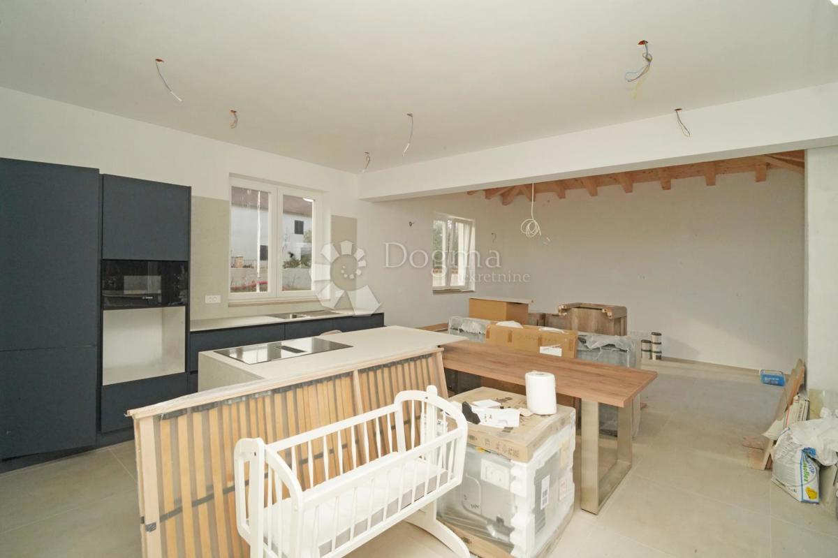 Hiša Umag, Umag, Umag, Istarska županija, 138,33m2