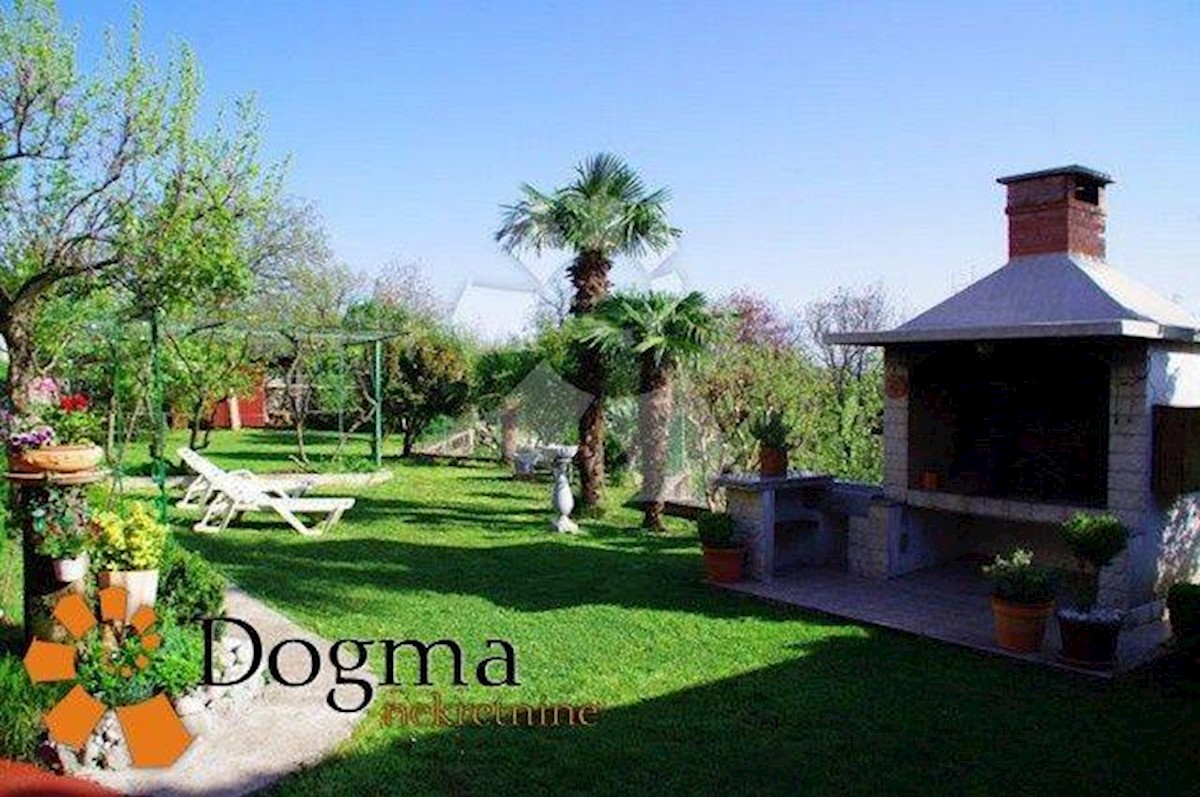 Hiša Matulji, 300m2