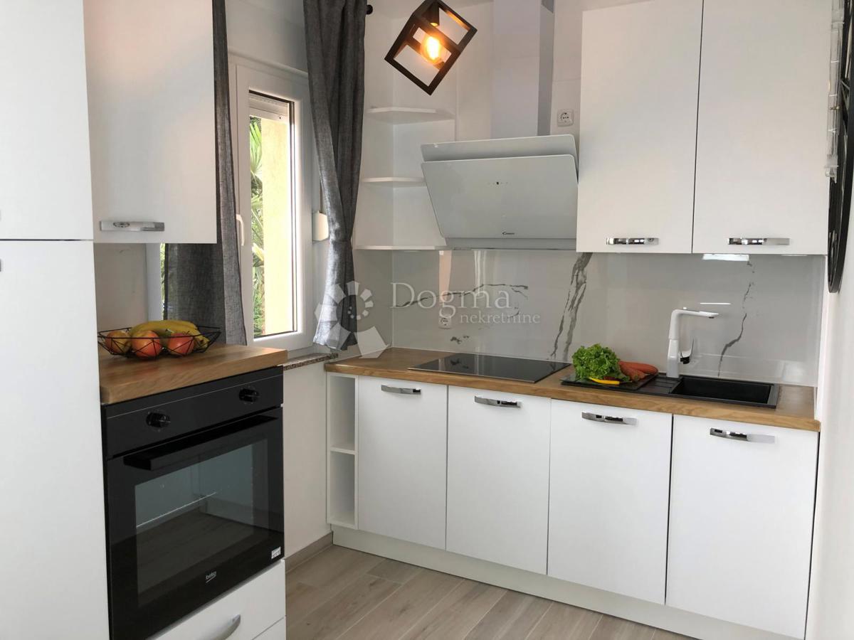 Hiša Oprić, Opatija - Okolica, 500m2