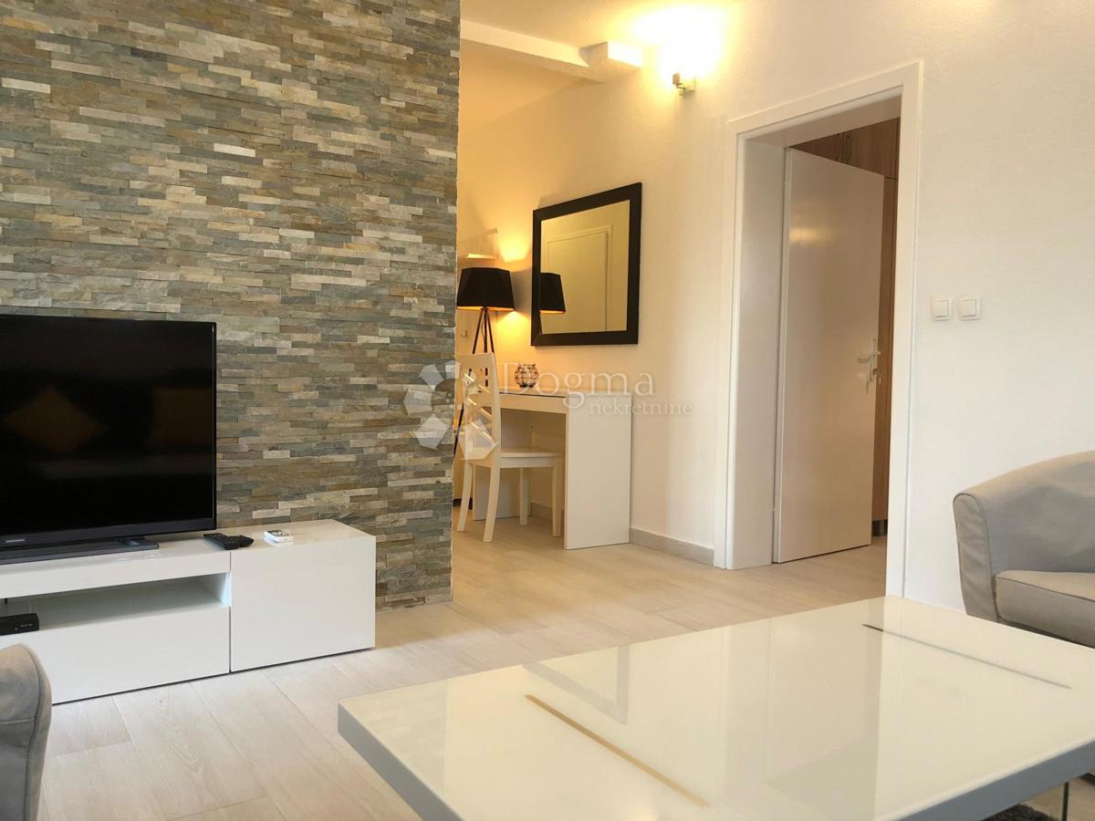 Hiša Oprić, Opatija - Okolica, 500m2