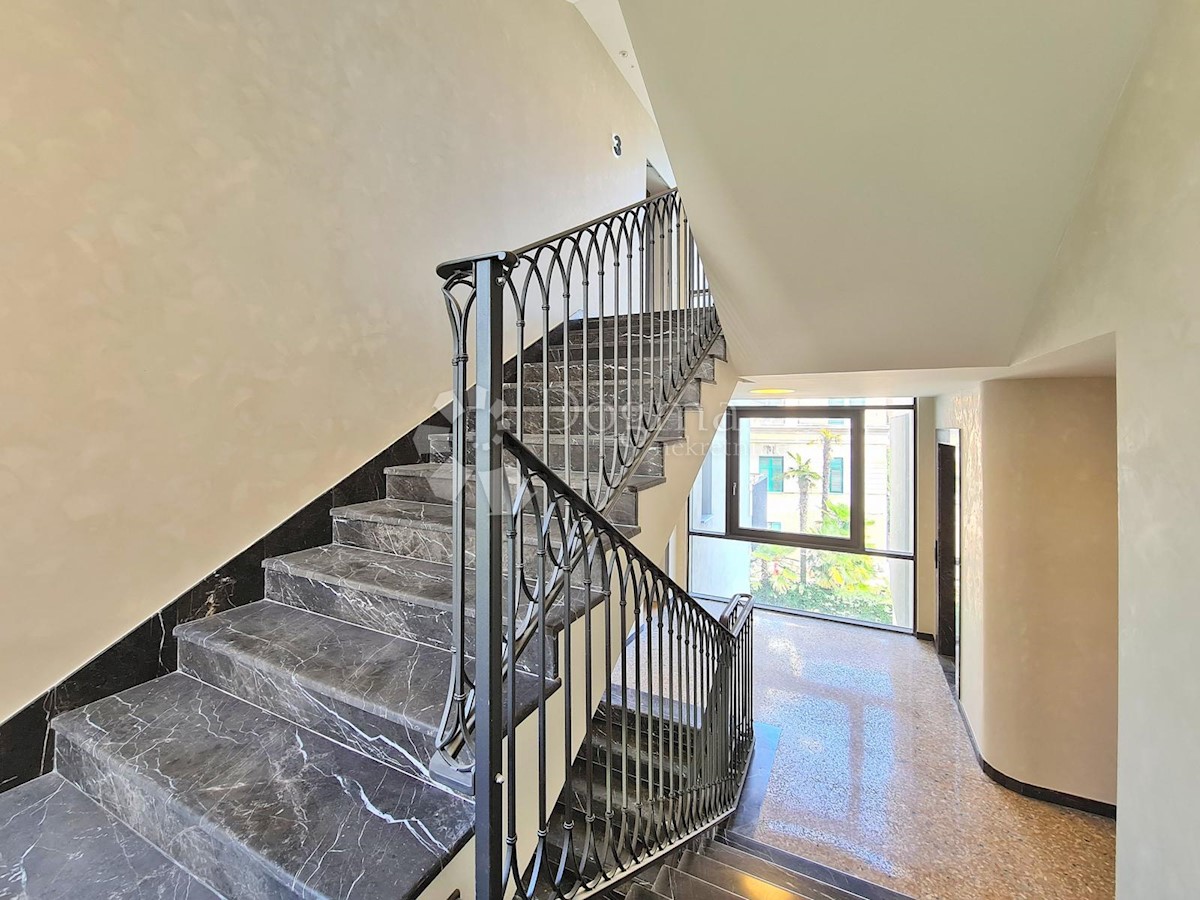 Stanovanje Opatija - Centar, Opatija, 120m2