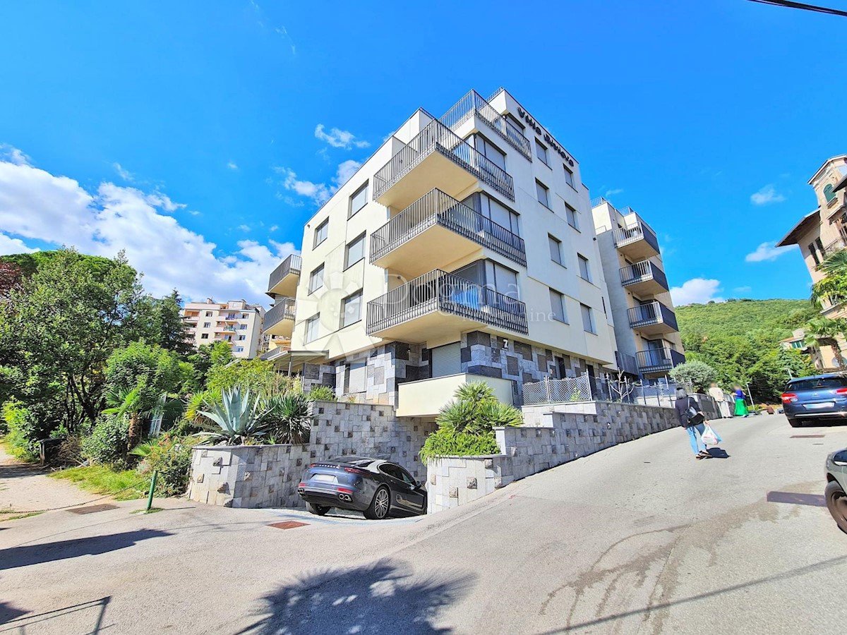 Stanovanje Opatija - Centar, Opatija, 120m2