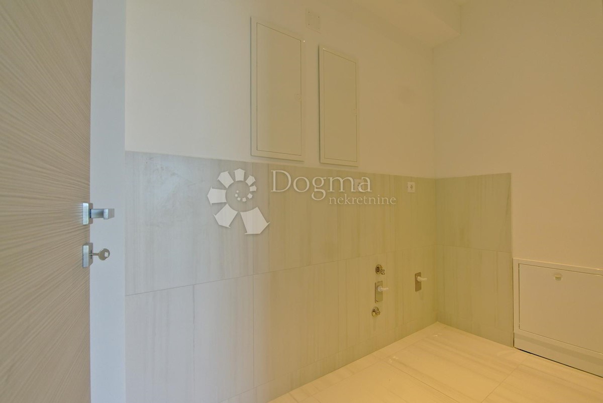Hiša Veprinac, Opatija - Okolica, 281m2