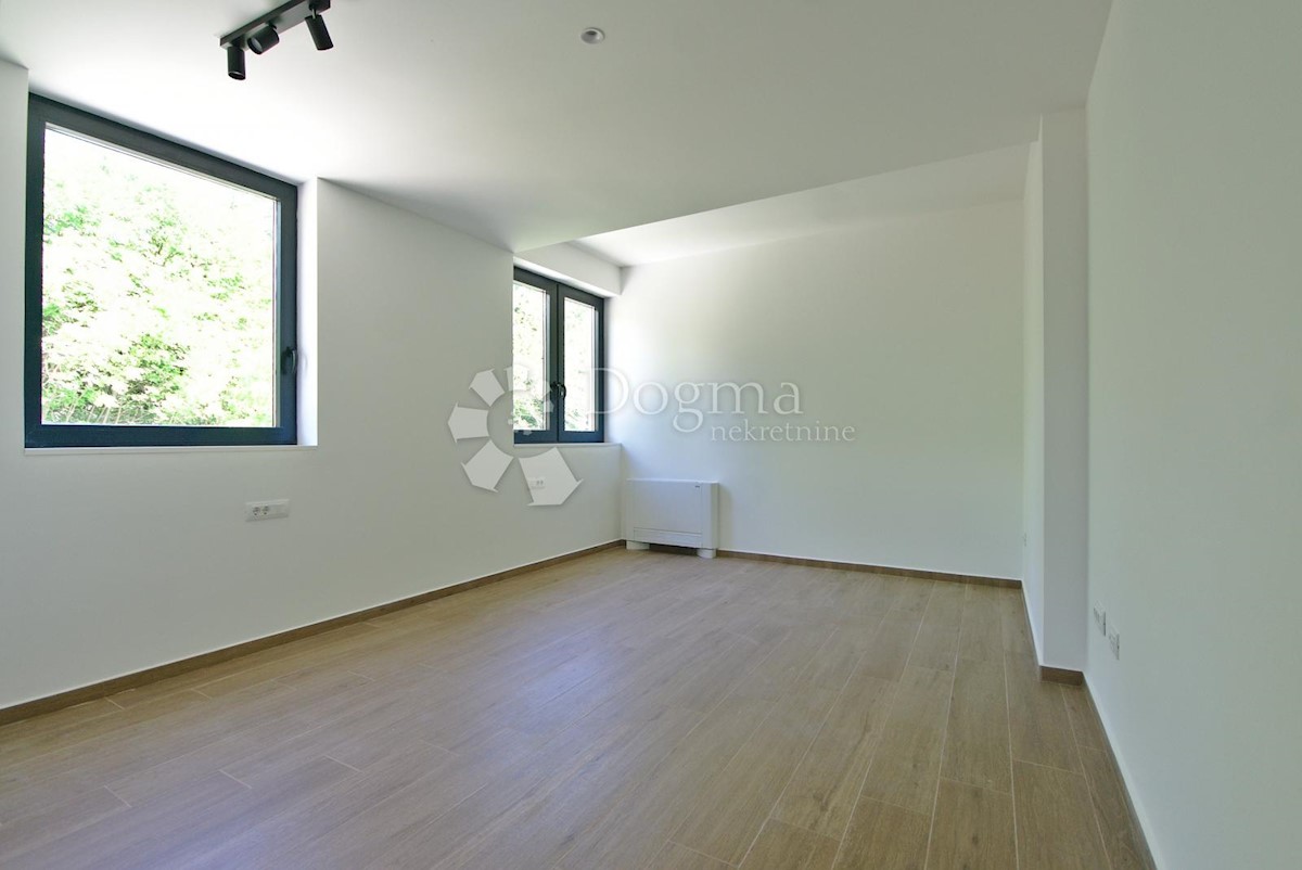 Hiša Veprinac, Opatija - Okolica, 281m2
