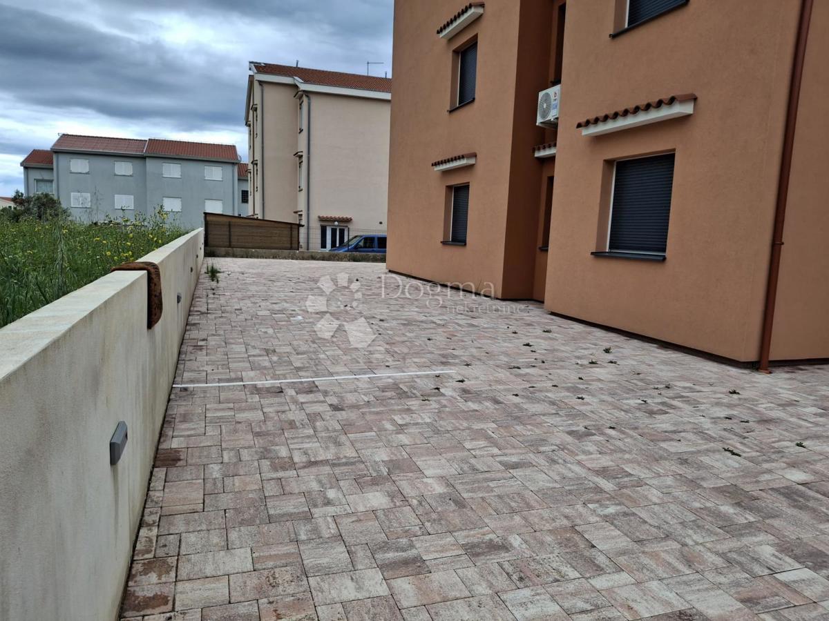 Stanovanje Banjol, Rab, 72,59m2
