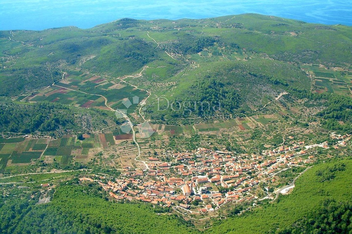 Zemljišče Smokvica, 880m2