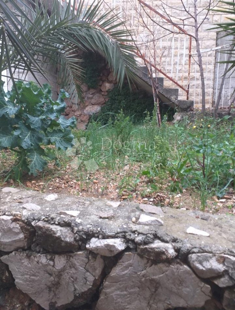Hiša Omiš, 225,09m2