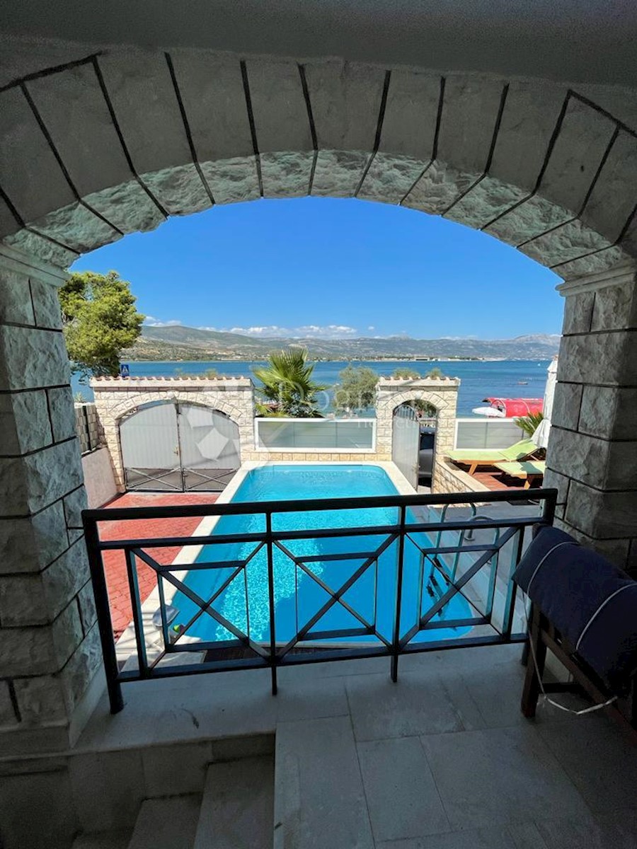 Hiša Čiovo, Trogir, 297m2