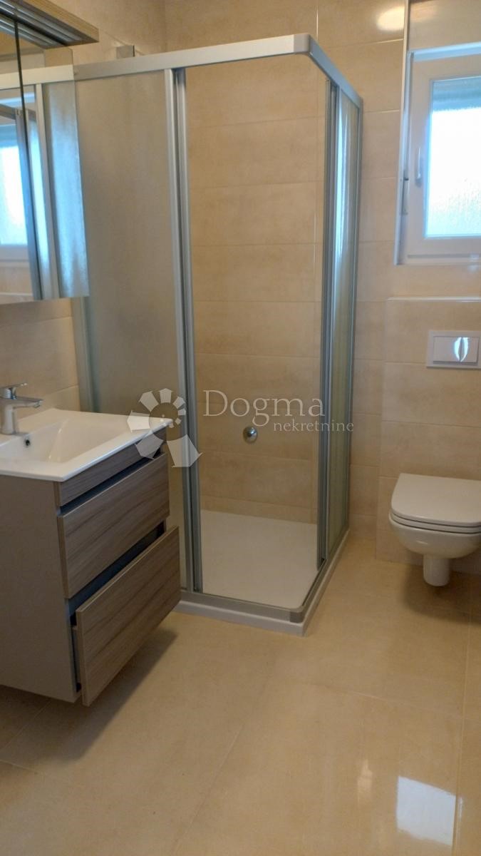 Apartma Šilo, Dobrinj, 61m2