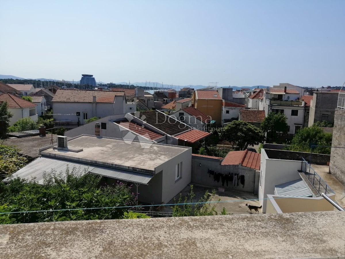 Hiša Vodice, 300m2