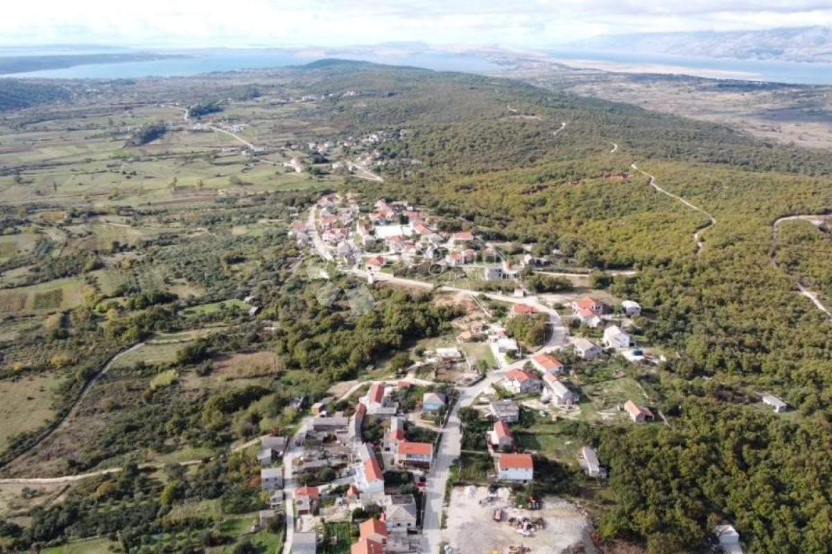 Hiša Radovin, Ražanac, 380m2