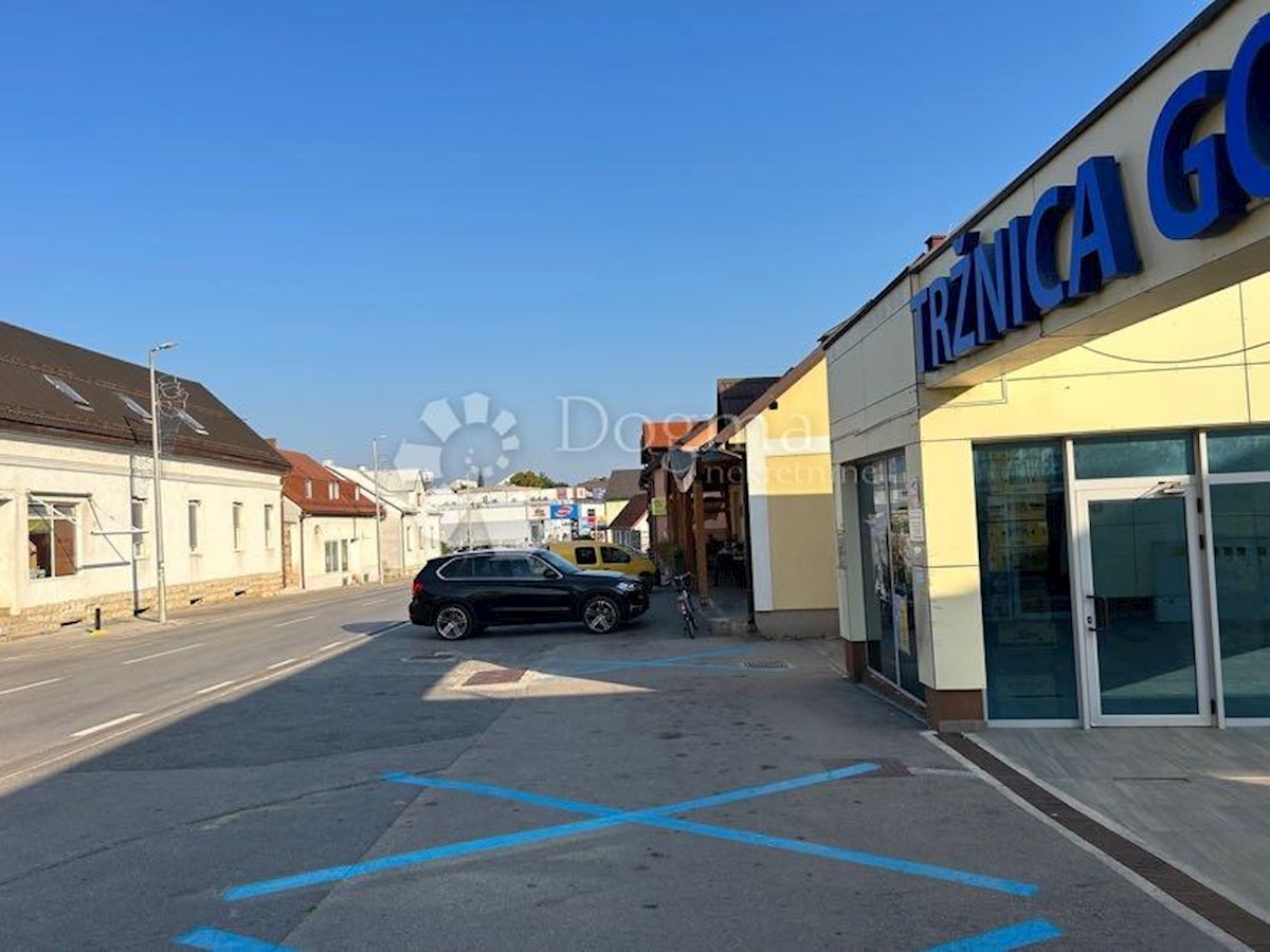 Hiša Centar, Gospić, 300m2