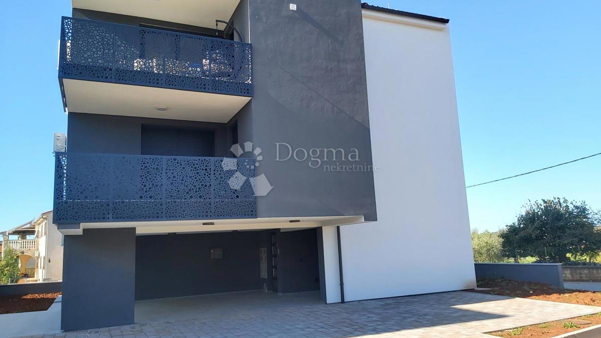 Stanovanje Valbandon, Fažana, 67m2