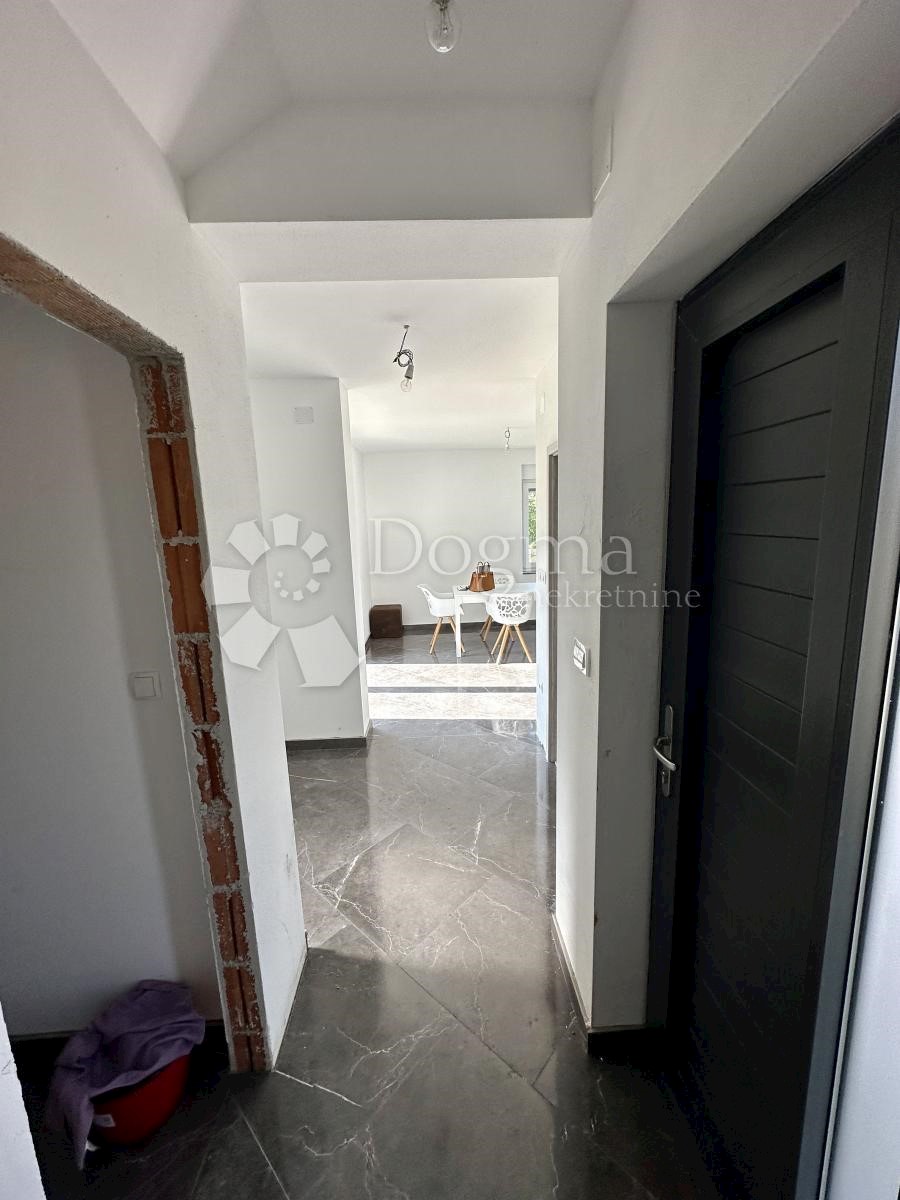 Hiša Grižane-Belgrad, Vinodolska Općina, 180m2