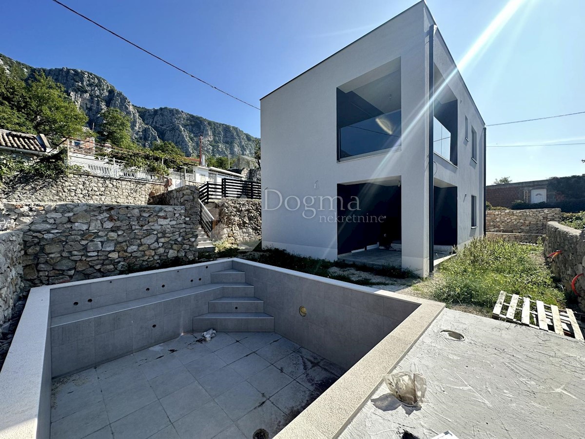 Hiša Grižane-Belgrad, Vinodolska Općina, 180m2