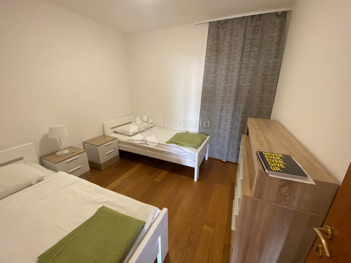 Stanovanje Ičići, Opatija - Okolica, 130,30m2