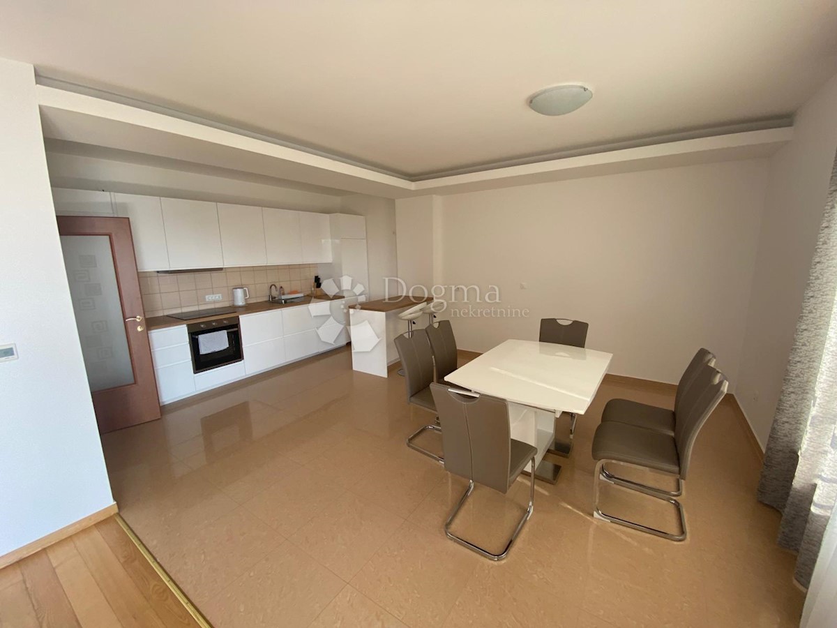 Stanovanje Ičići, Opatija - Okolica, 130,30m2