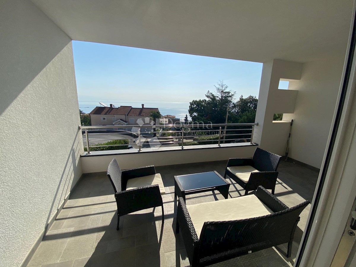 Stanovanje Ičići, Opatija - Okolica, 130,30m2