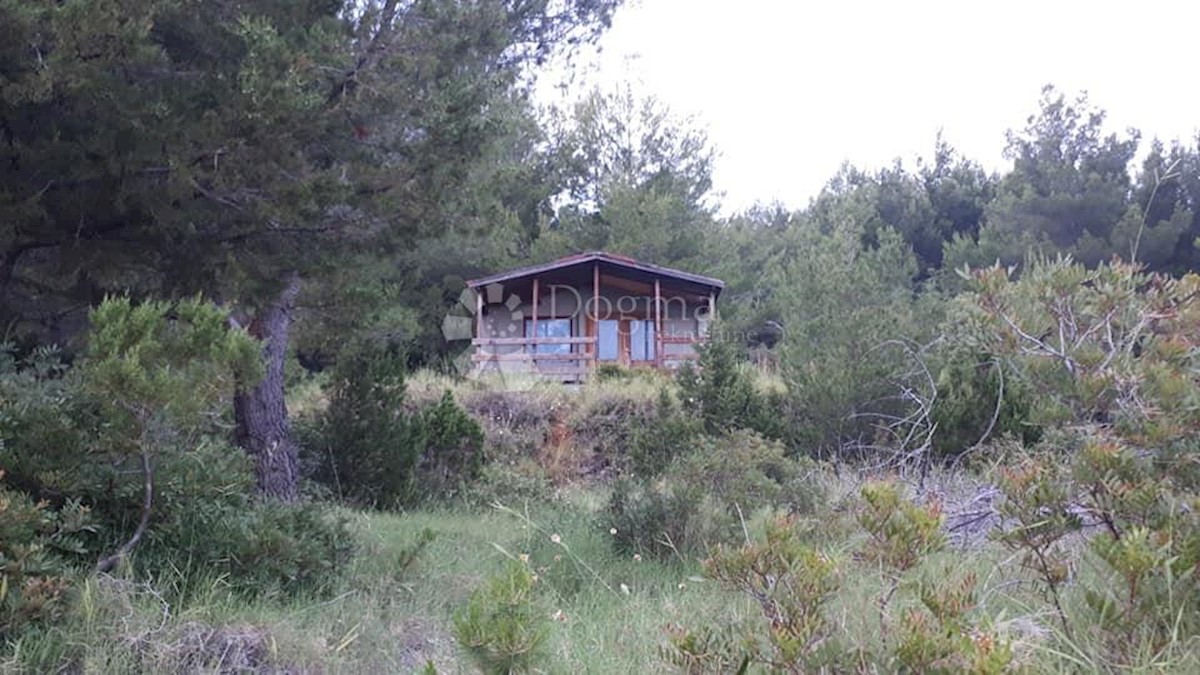 Zemljišče Gromin Dolac, Jelsa, 2.700m2