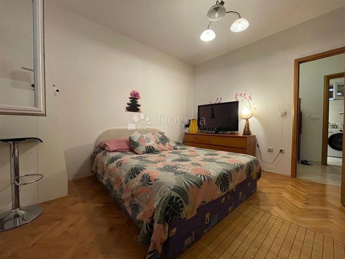 Stanovanje Kaštel Kambelovac, Kaštela, 84,25m2