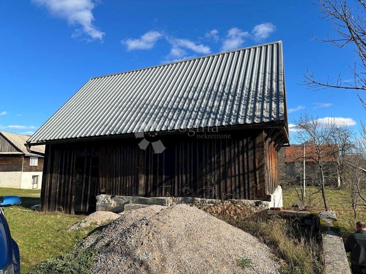 Hiša Donje Pazarište, Gospić - Okolica, 140m2