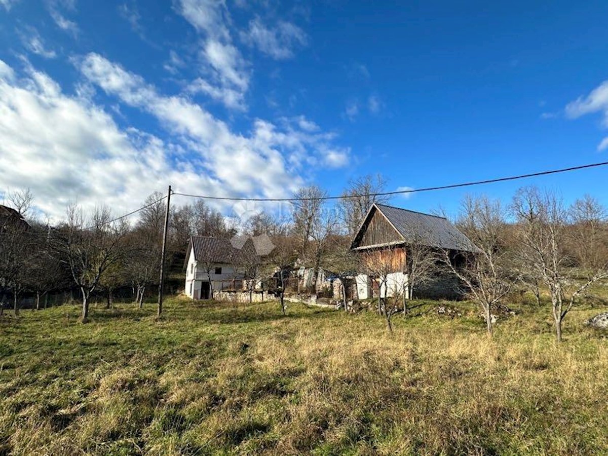 Hiša Donje Pazarište, Gospić - Okolica, 140m2