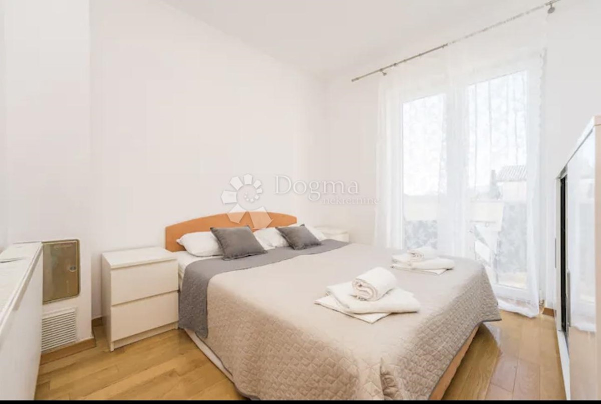 Apartma Novalja, 115m2