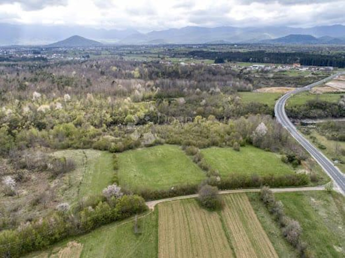 Zemljišče Centar, Gospić, 15.000m2