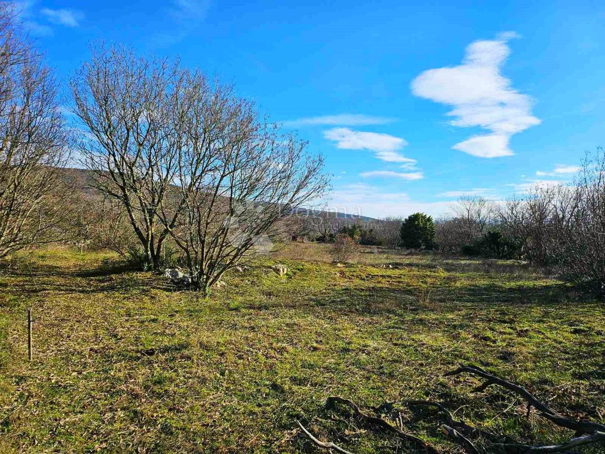 Zemljišče Labin, 3.669m2