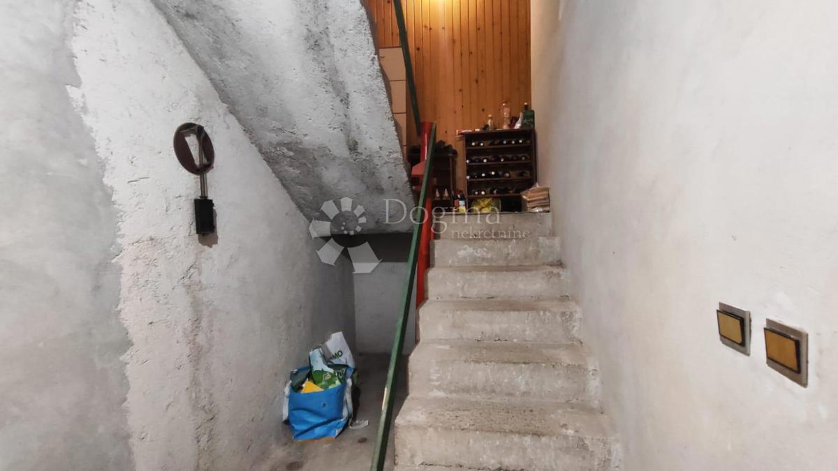 Hiša Mrkopalj, 350m2