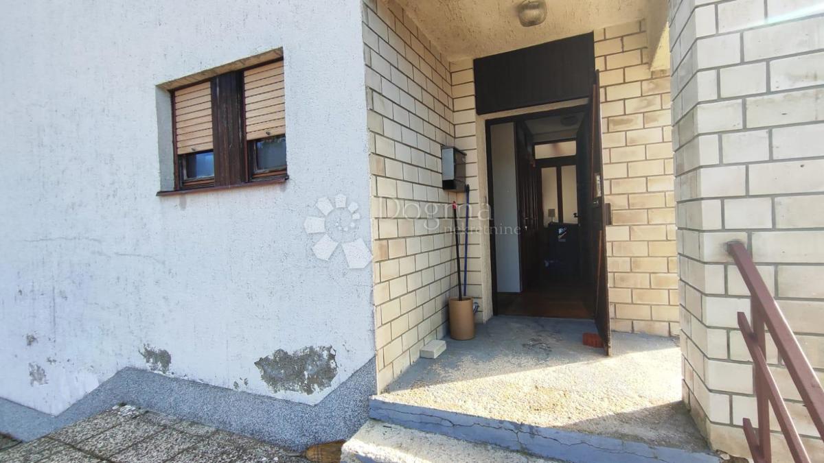 Hiša Mrkopalj, 350m2