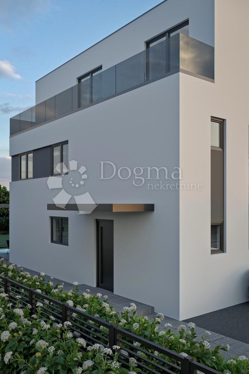 Stanovanje Mandre, Kolan, 95,50m2