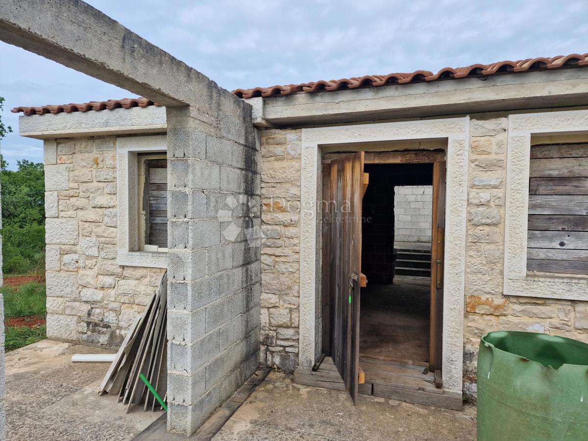 Hiša Rovinjsko Selo, Rovinj, 159m2