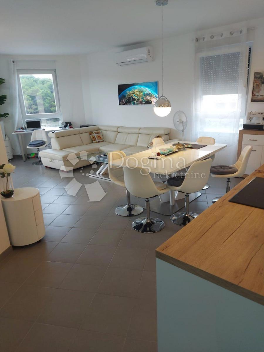 Stanovanje Premantura, Medulin, 71,72m2
