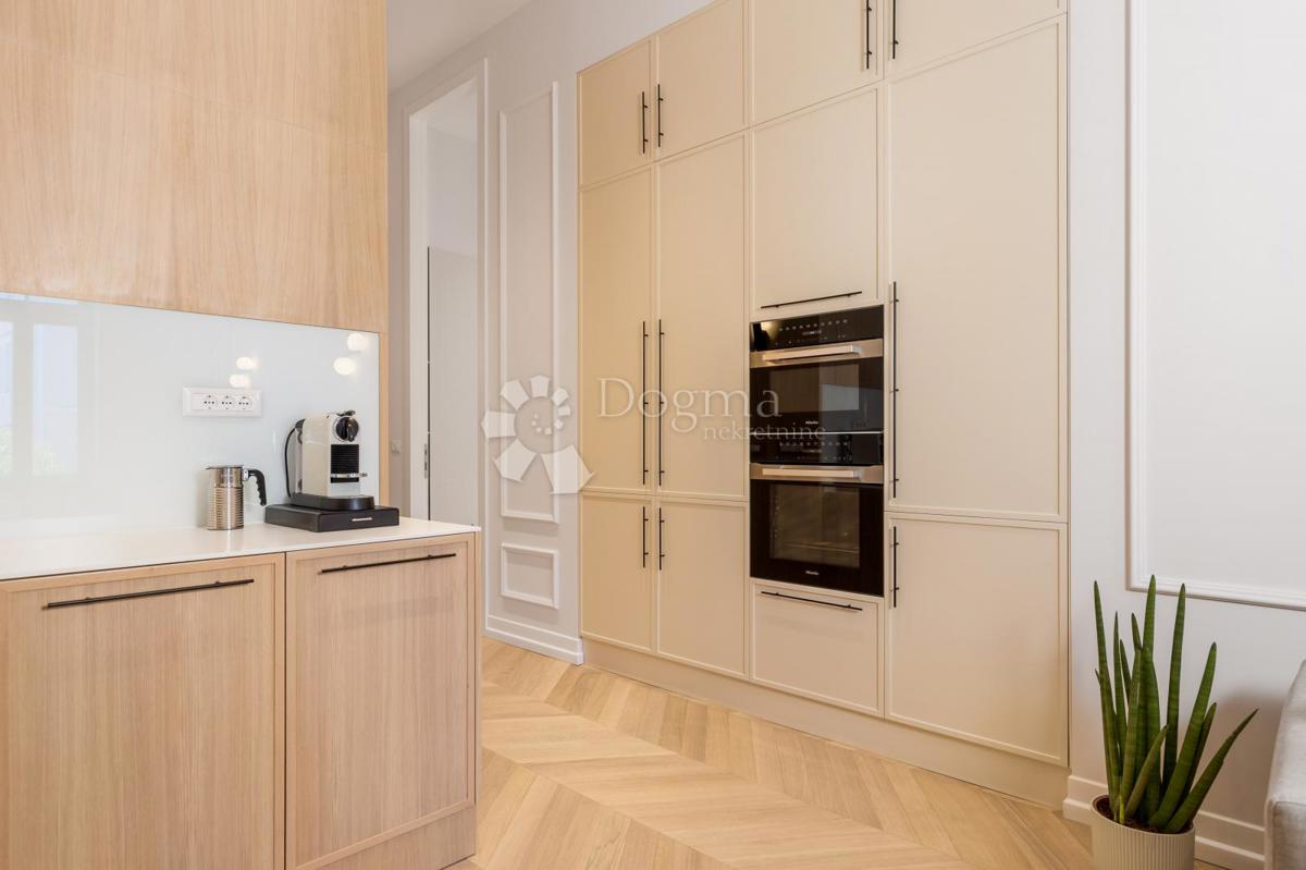 Stanovanje Opatija - Centar, Opatija, 73m2