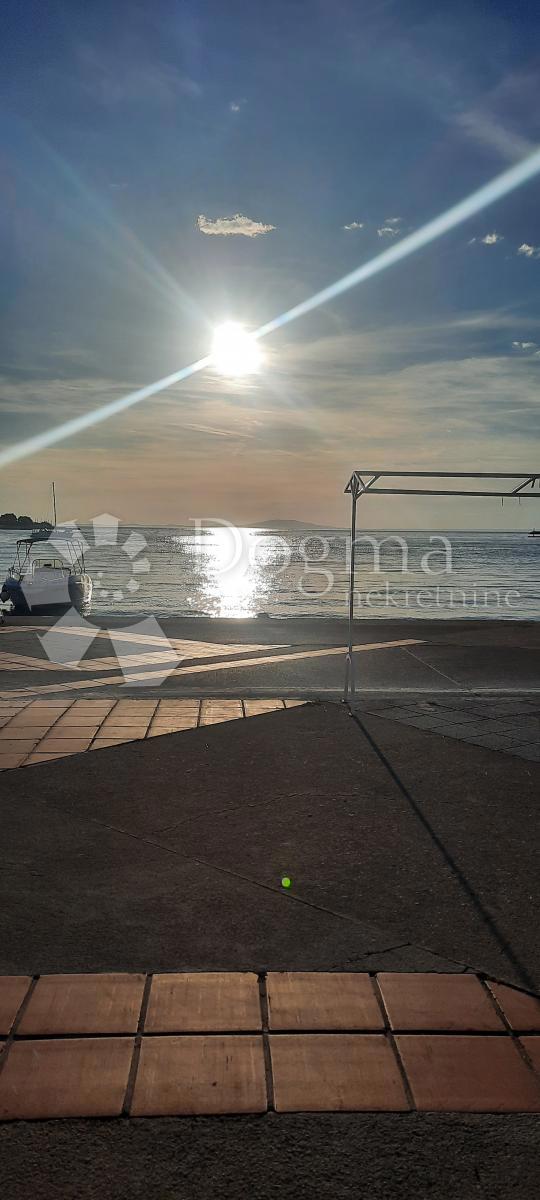 Apartma Novalja, 61m2