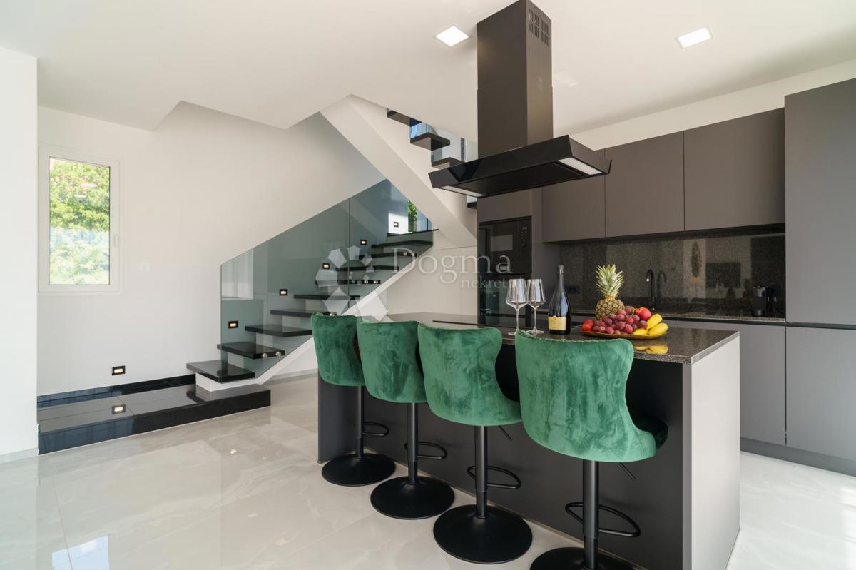 Hiša Bribir, Vinodolska Općina, 169,58m2