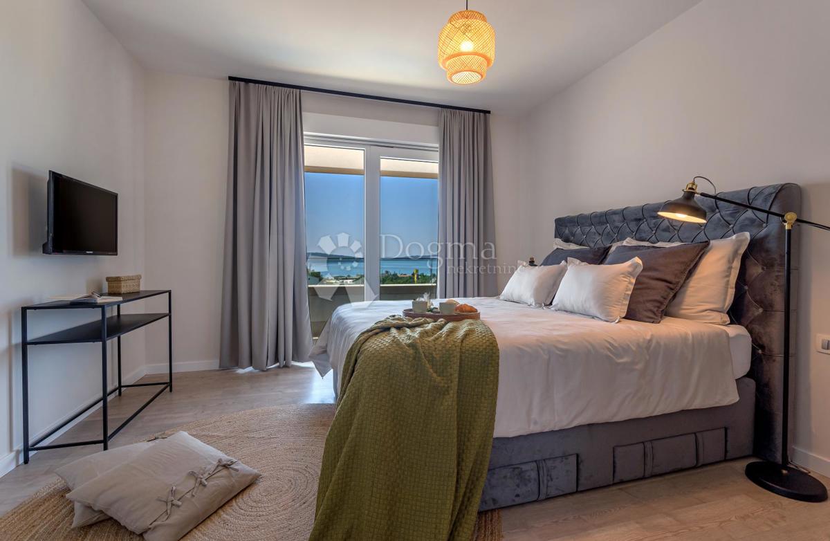Hiša Kaštel Sućurac, Kaštela, 219m2