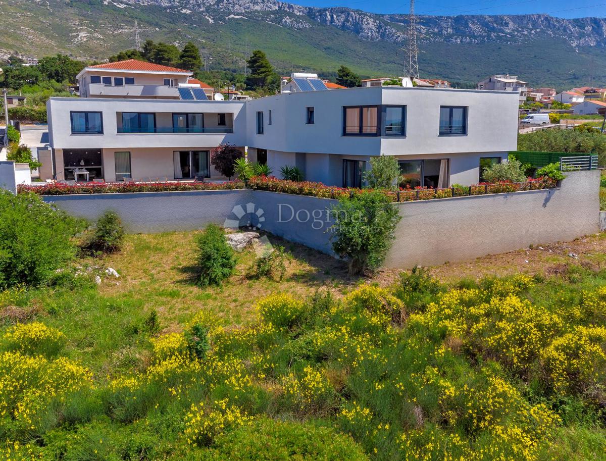 Hiša Kaštel Sućurac, Kaštela, 219m2