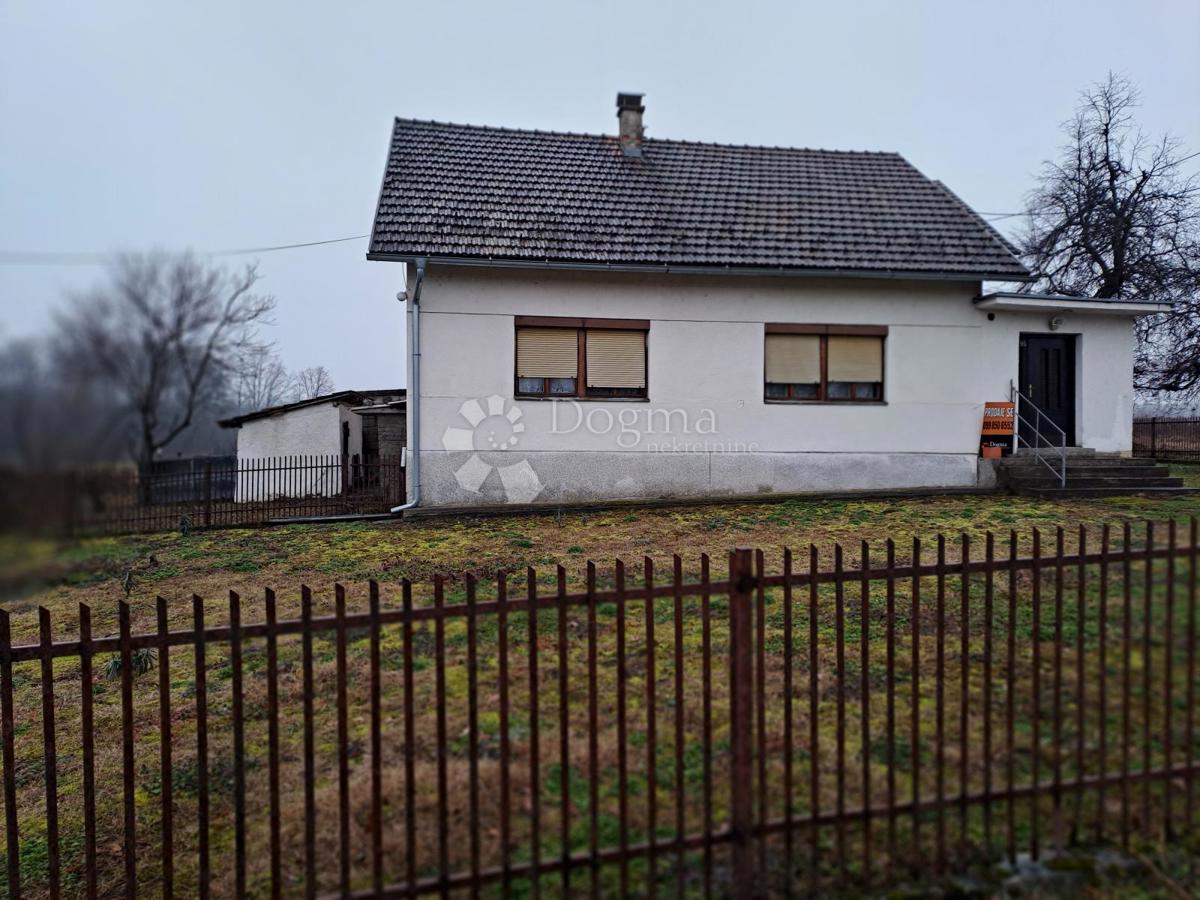 Hiša Donja Čemernica, Topusko, 130m2