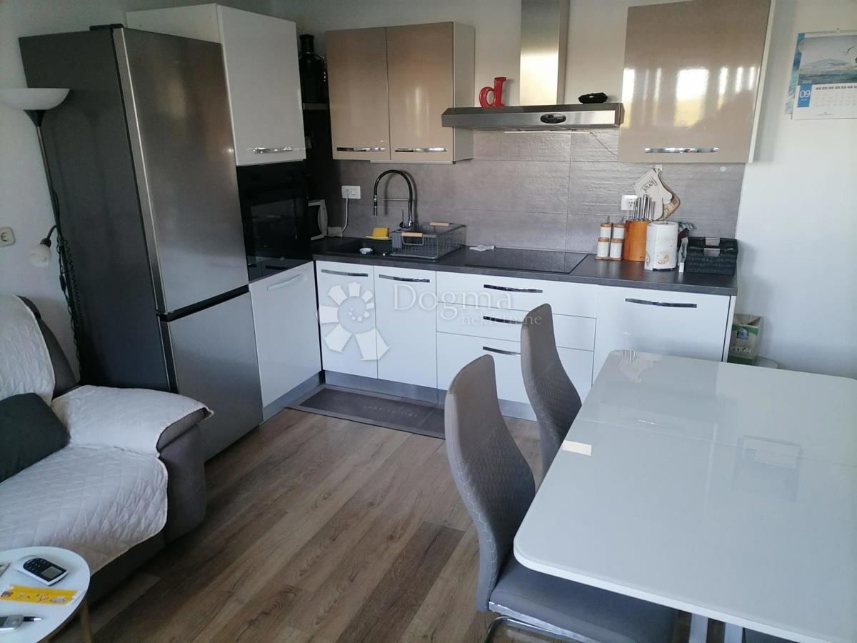 Stanovanje Baldekin, Šibenik, 50m2