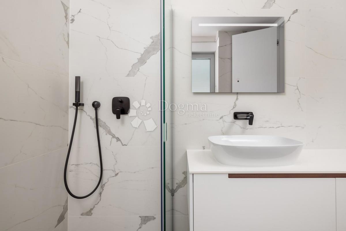 Stanovanje Opatija - Centar, Opatija, 107,41m2