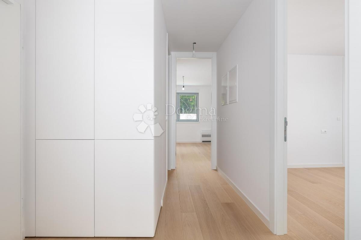 Stanovanje Opatija - Centar, Opatija, 107,41m2