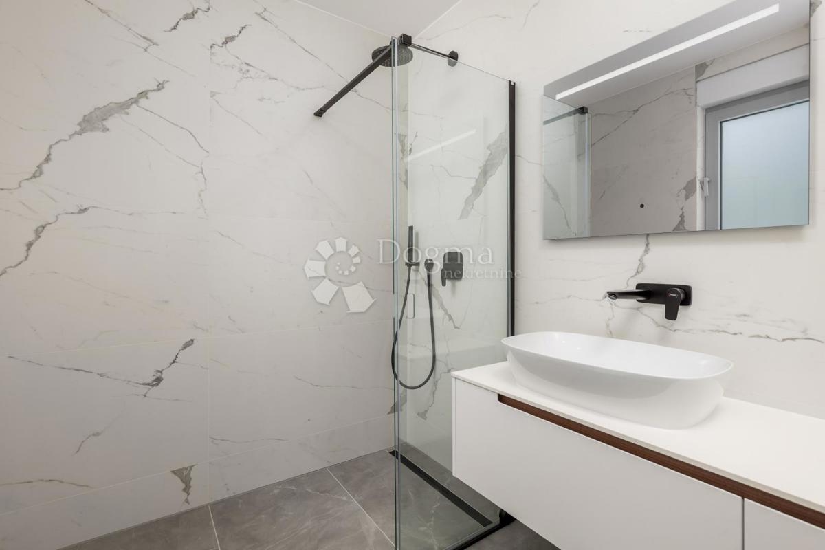 Stanovanje Opatija - Centar, Opatija, 107,41m2