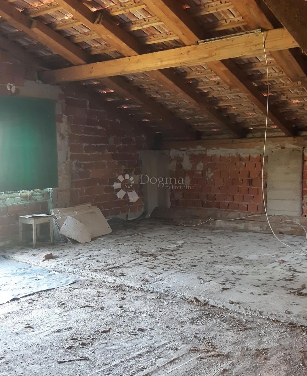 Hiša Ogulin, 350m2