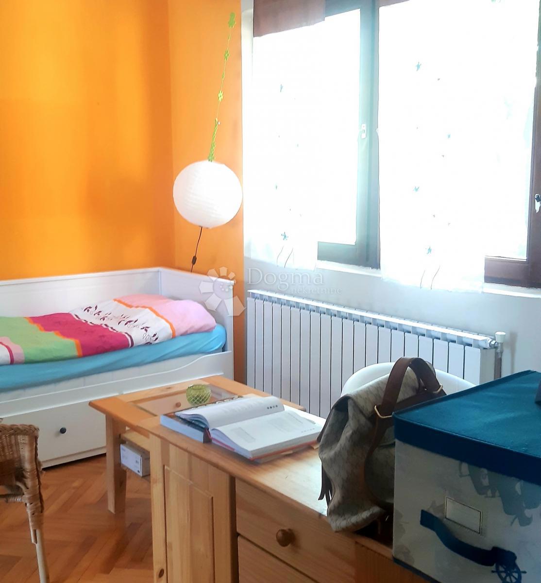 Hiša Ogulin, 350m2
