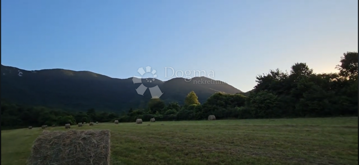 Zemljišče Brušane, Gospić - Okolica, 7.300m2