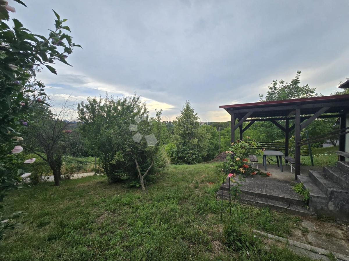 Zemljišče Varaždin Breg, Gornji Kneginec, 1.097m2