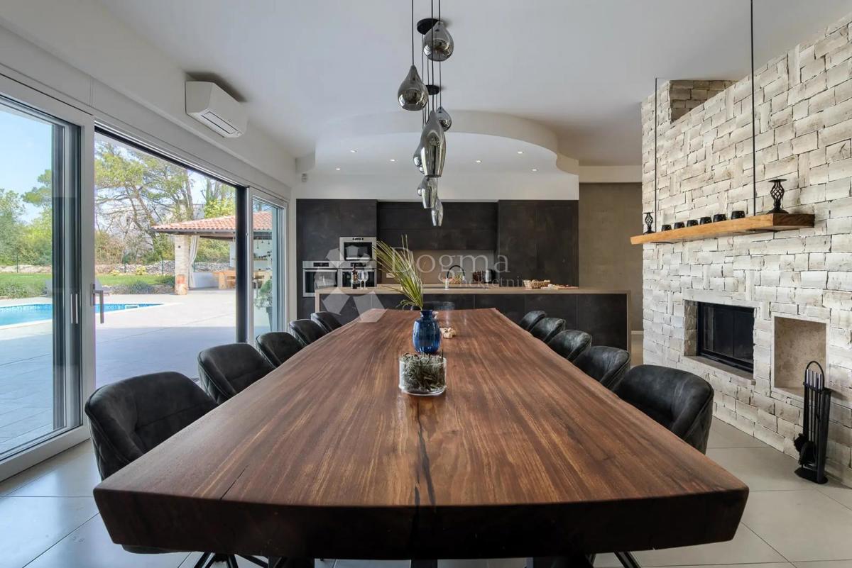 Hiša Svetvinčenat, 487m2