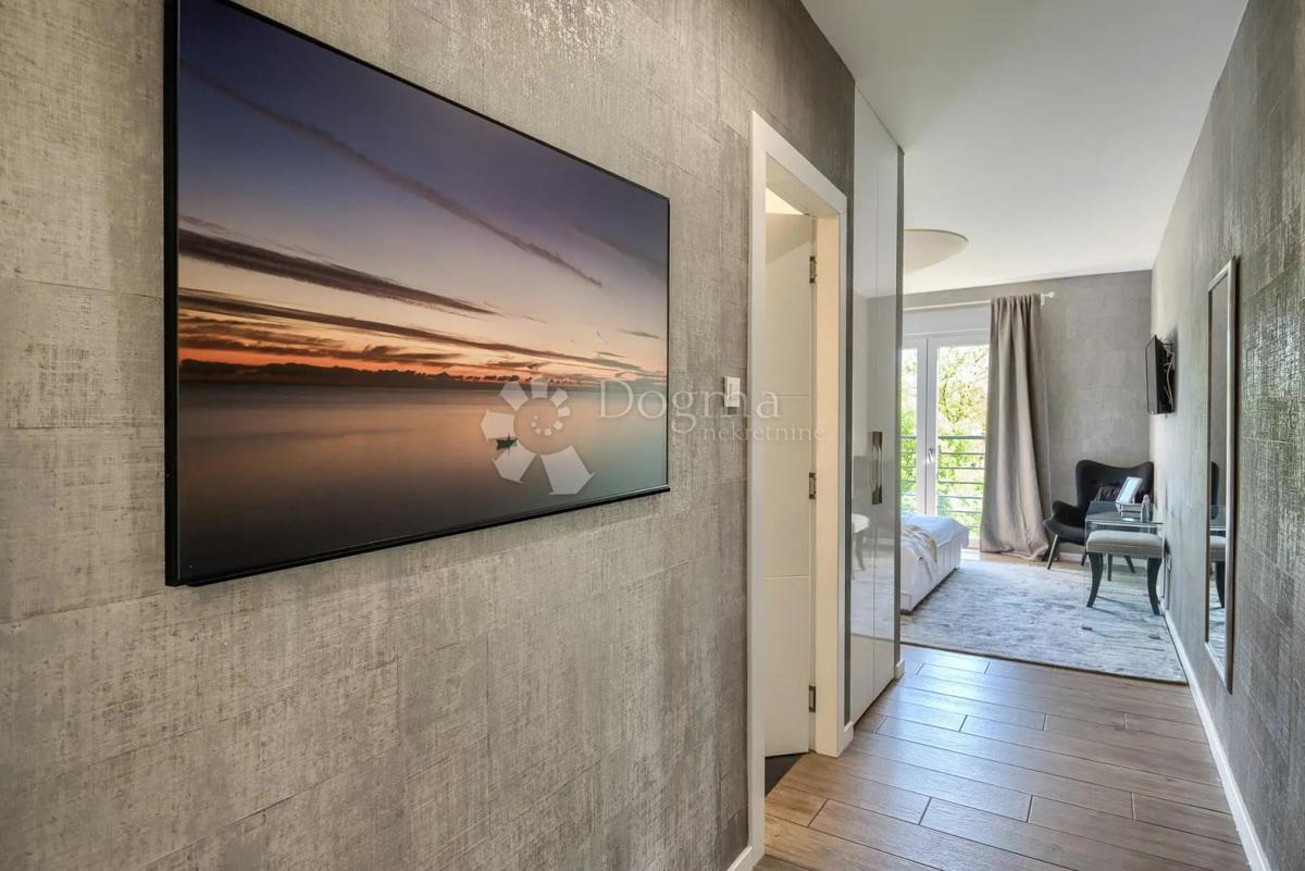 Hiša Svetvinčenat, 487m2